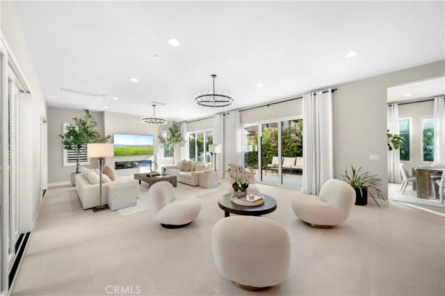 106 Coldwater, Irvine, CA 92602