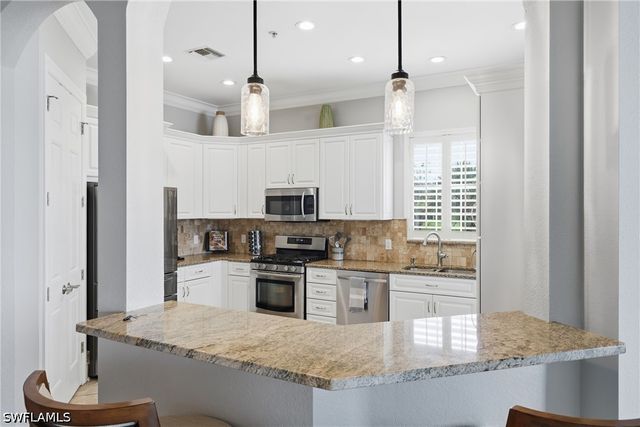 3191 Serenity CT 201, Naples, FL 34114