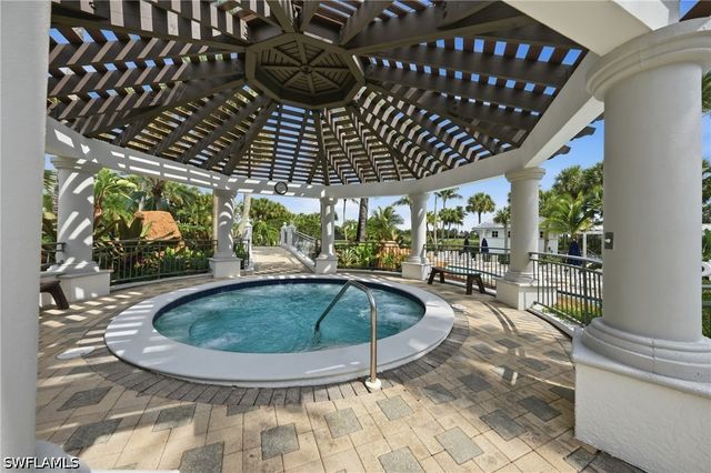 3191 Serenity CT 201, Naples, FL 34114