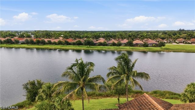 3191 Serenity CT 201, Naples, FL 34114