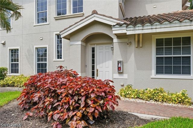 3191 Serenity CT 201, Naples, FL 34114