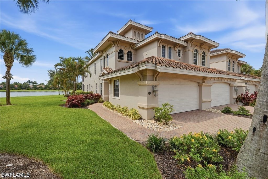 3191 Serenity CT 201, Naples, FL 34114