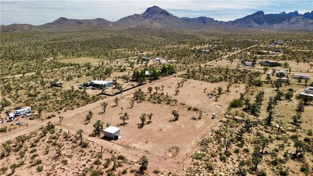 327-06-213 N PEACH Drive, Dolan Springs, AZ 86441