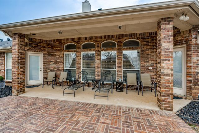 7928 Fox Chase Drive, Arlington, TX 76001