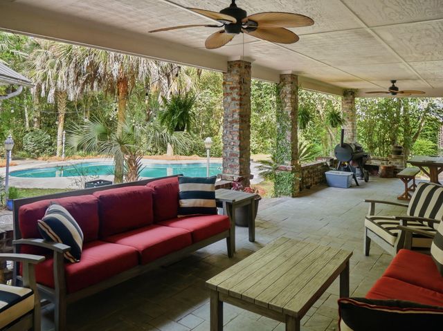 132 Tupper Lane, Summerville, SC 29483