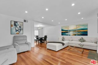 5255 Coldwater Canyon Avenue B, Sherman Oaks, CA 91401