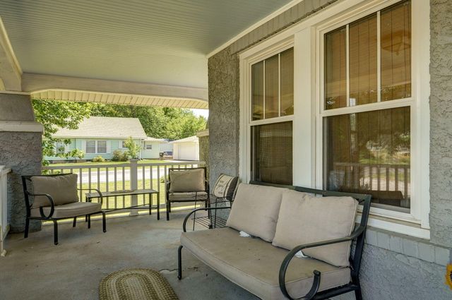 559 E Pleasant Street, Mt Vernon, MO 65712