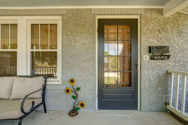 559 E Pleasant Street, Mt Vernon, MO 65712