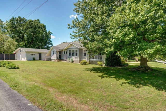 559 E Pleasant Street, Mt Vernon, MO 65712