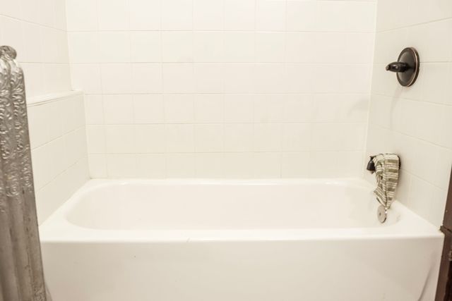 6418 S Drexel Avenue, Chicago, IL 60637