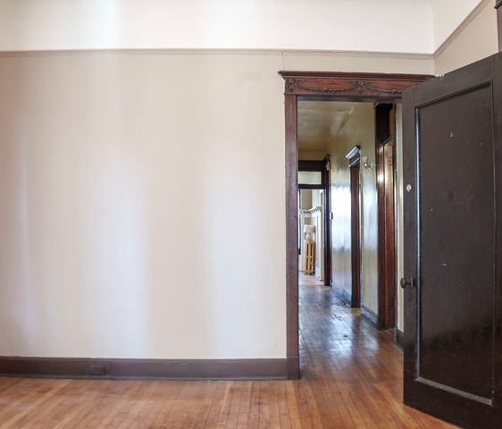 6418 S Drexel Avenue, Chicago, IL 60637