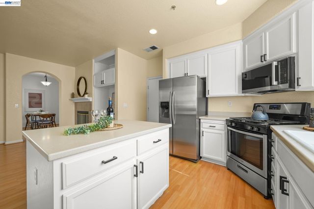 7318 Carter Ave, Newark, CA 94560