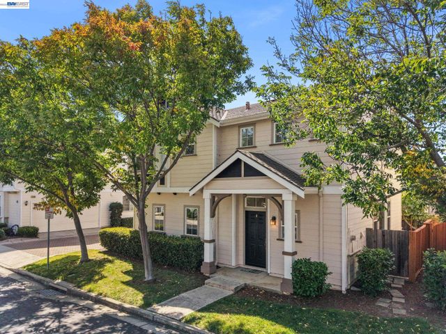 7318 Carter Ave, Newark, CA 94560
