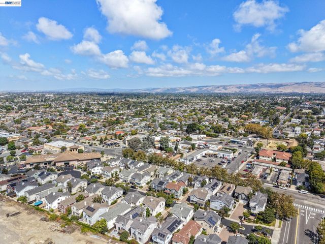 7318 Carter Ave, Newark, CA 94560