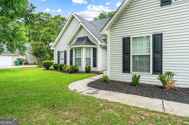 111 Grove Lane, Kathleen, GA 31047