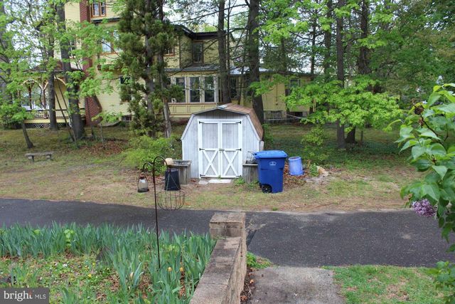 97 MADISON AVE, Mount Holly, NJ 08060