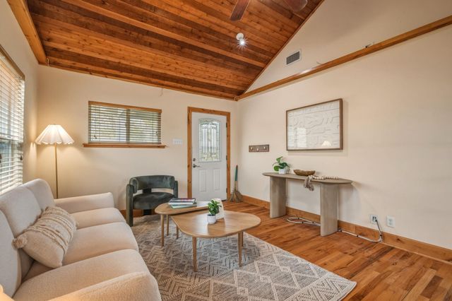 1211 GEORGIAN ST, Austin, TX 78756