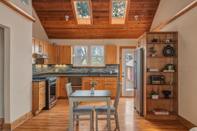 1211 GEORGIAN ST, Austin, TX 78756