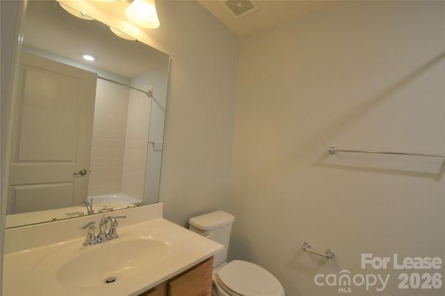 1606 Fleetwood Drive, Charlotte, NC 28208