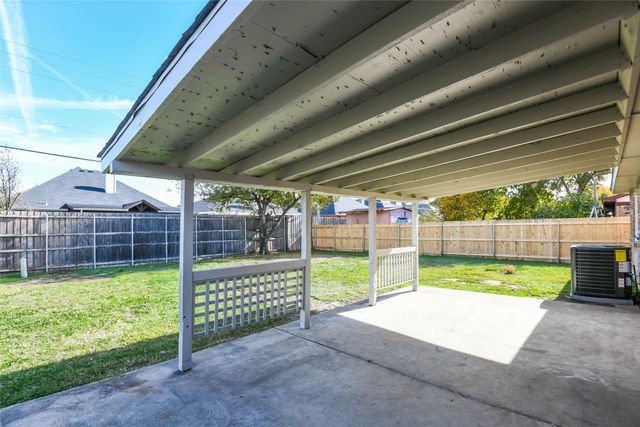 4705 Independence Trail, Grand Prairie, TX 75052