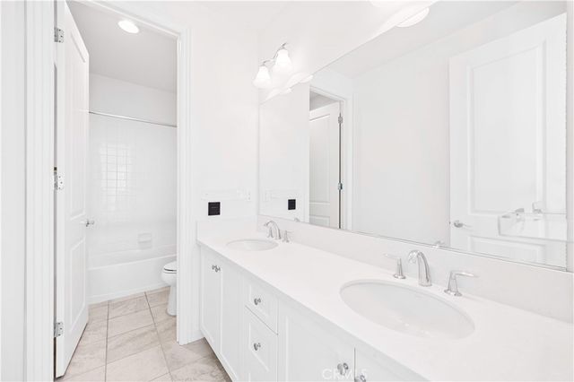 15 Torosa, Lake Forest, CA 92630