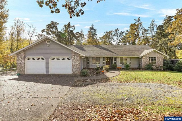 17576 Abiqua Rd NE, Silverton, OR 97381