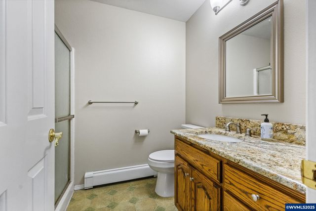 17576 Abiqua Rd NE, Silverton, OR 97381