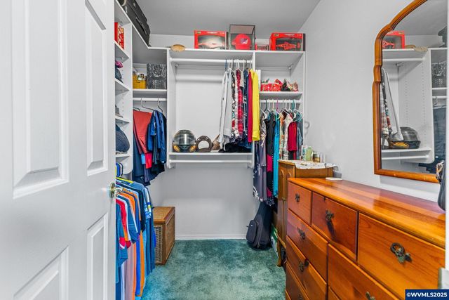 17576 Abiqua Rd NE, Silverton, OR 97381