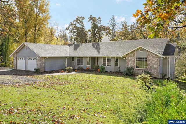 17576 Abiqua Rd NE, Silverton, OR 97381