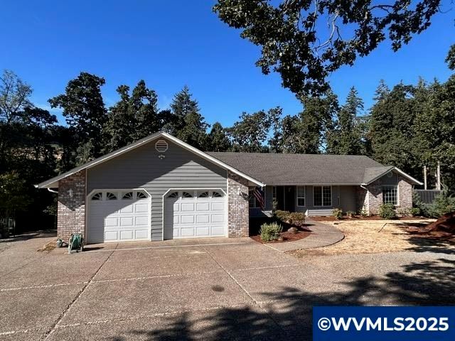 17576 Abiqua Rd NE, Silverton, OR 97381