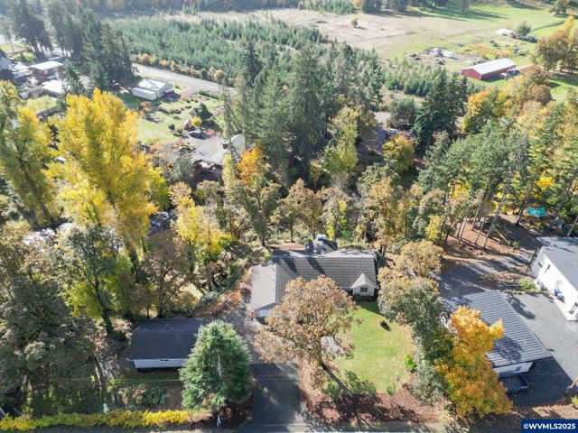 17576 Abiqua Rd NE, Silverton, OR 97381