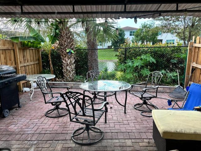 4121 NW 9th Avenue 5, Deerfield Beach, FL 33064