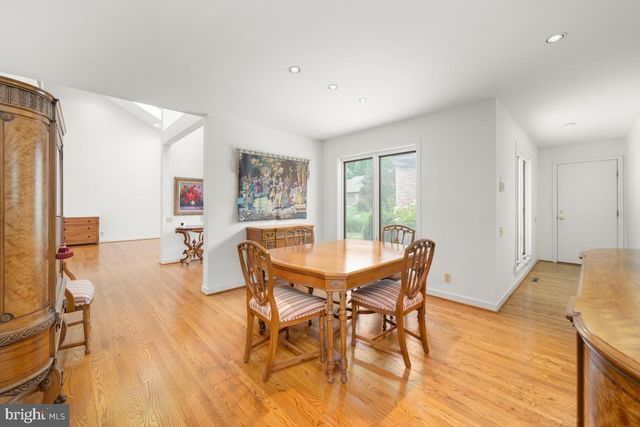 109 DOWNS DR, Wilmington, DE 19807