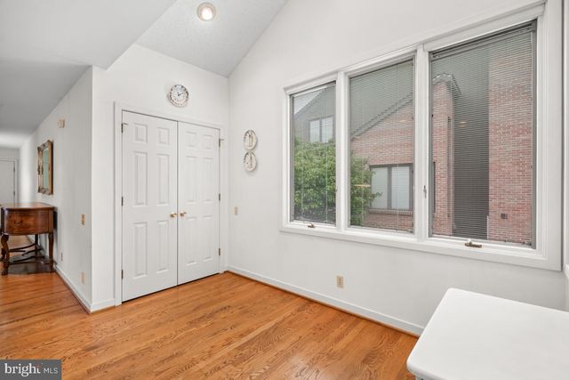 109 DOWNS DR, Wilmington, DE 19807