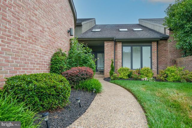 109 DOWNS DR, Wilmington, DE 19807
