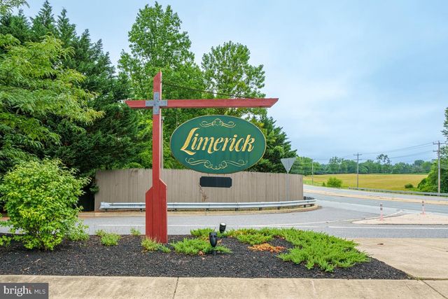 109 DOWNS DR, Wilmington, DE 19807
