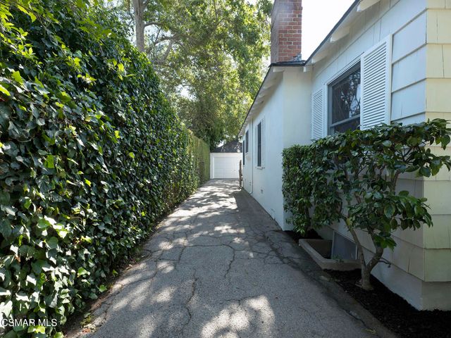 5326 Norwich Avenue, Sherman Oaks, CA 91411