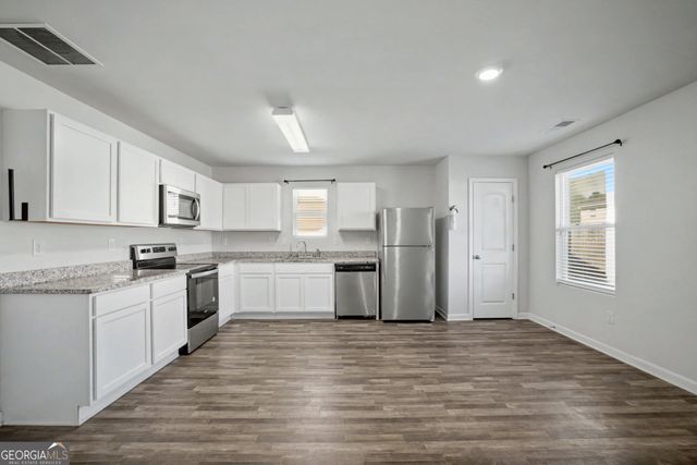 109 Sarah Lane, Lagrange, GA 30241