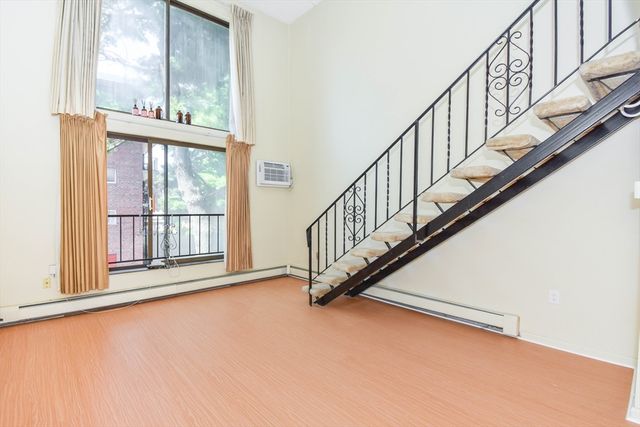 993 Massachusetts Ave 212, Arlington, MA 02476