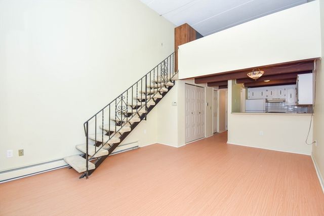 993 Massachusetts Ave 212, Arlington, MA 02476