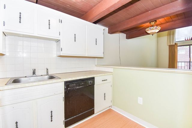 993 Massachusetts Ave 212, Arlington, MA 02476