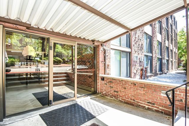 993 Massachusetts Ave 212, Arlington, MA 02476