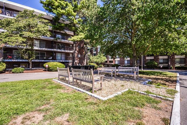 993 Massachusetts Ave 212, Arlington, MA 02476