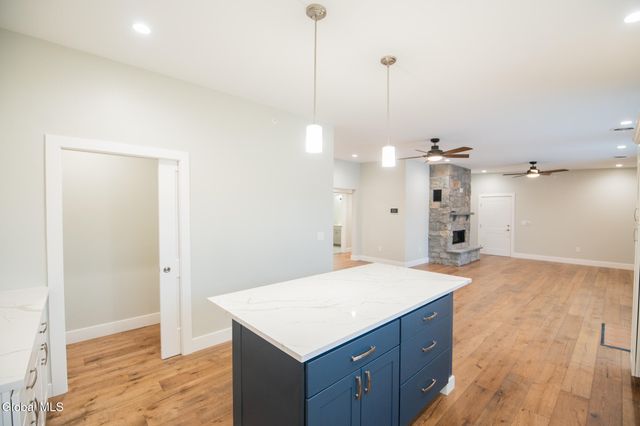 1 Kurosaka Lane E, Lake George, NY 12845