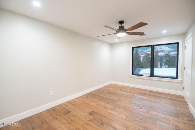 1 Kurosaka Lane E, Lake George, NY 12845