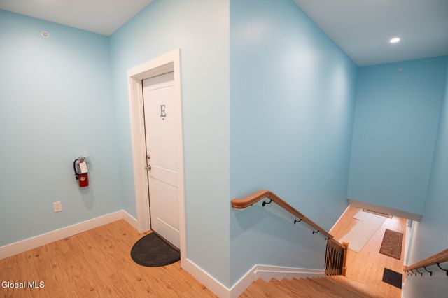 1 Kurosaka Lane E, Lake George, NY 12845