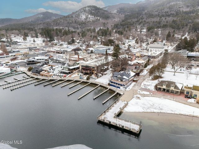 1 Kurosaka Lane E, Lake George, NY 12845