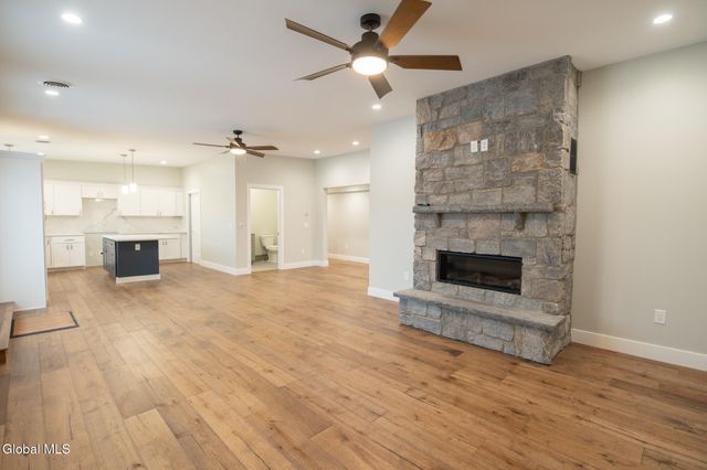 1 Kurosaka Lane E, Lake George, NY 12845