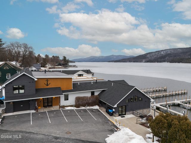 1 Kurosaka Lane E, Lake George, NY 12845
