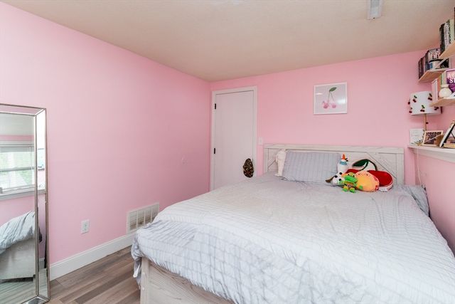 154 Auburn St, Whitman, MA 02382